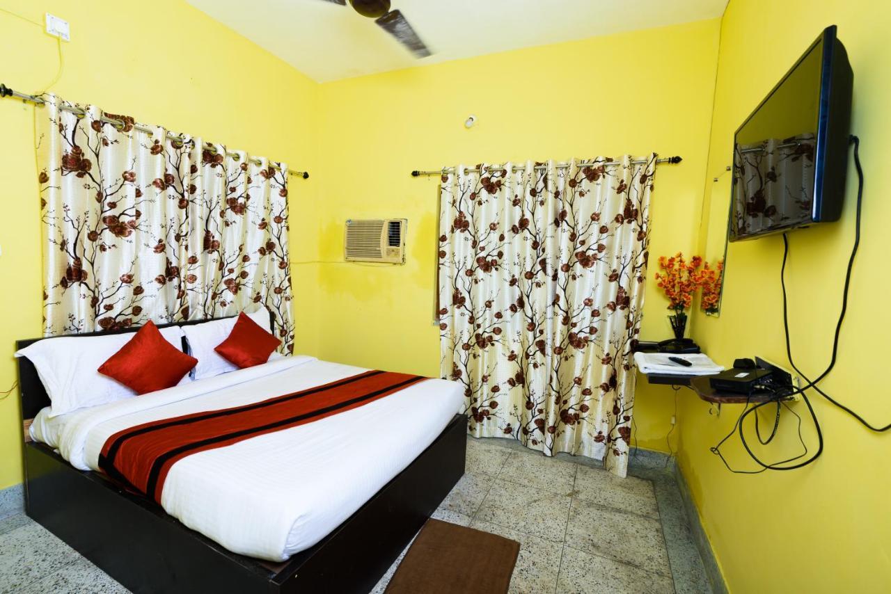 Sterling Baishakhi Hotel Kolkata Exterior photo